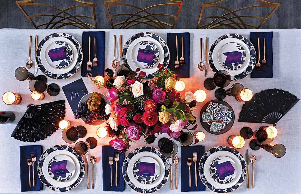 wedding-navy-eggplant-gold-table-setting