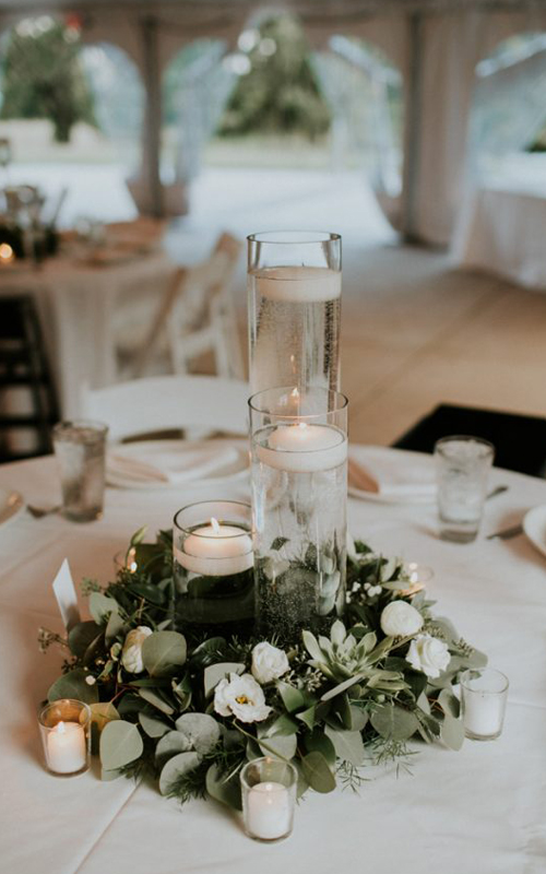 minimalist-budget-friendly-candle-leaves-centerpiece